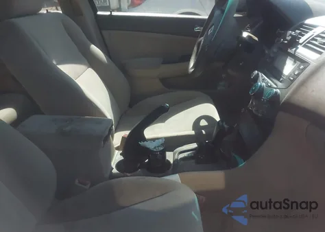 2004 Honda Accord 2.4 Lx from USA, damaged, VIN 1HGCM56364A095651